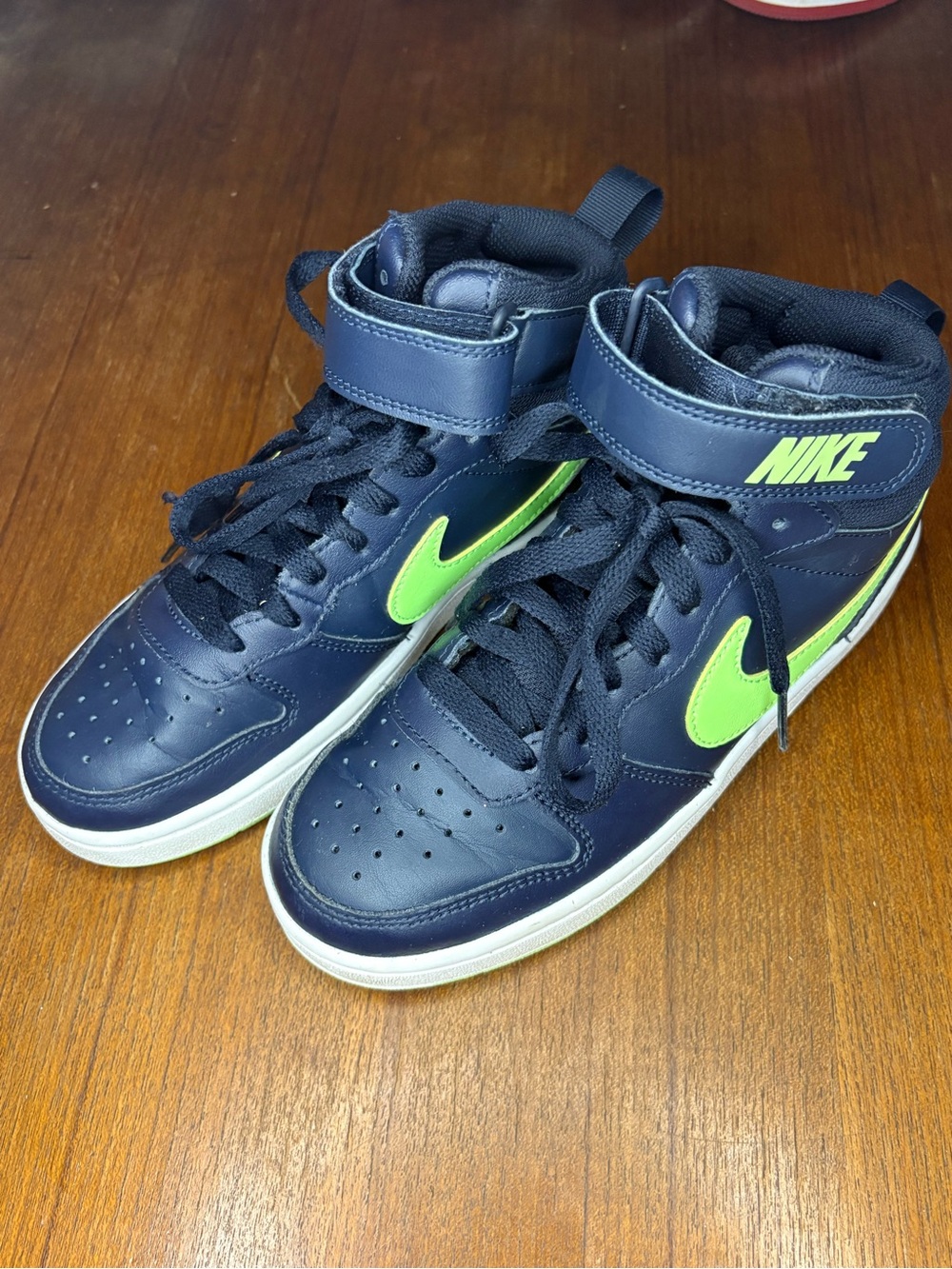 Nike Court Borough Mid 2 Kids Shoes Dark Obsidian Lime Blast 4Y CD7782-403